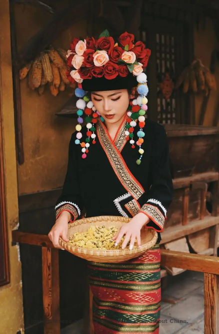 Chinese Nation - Bulang nationality