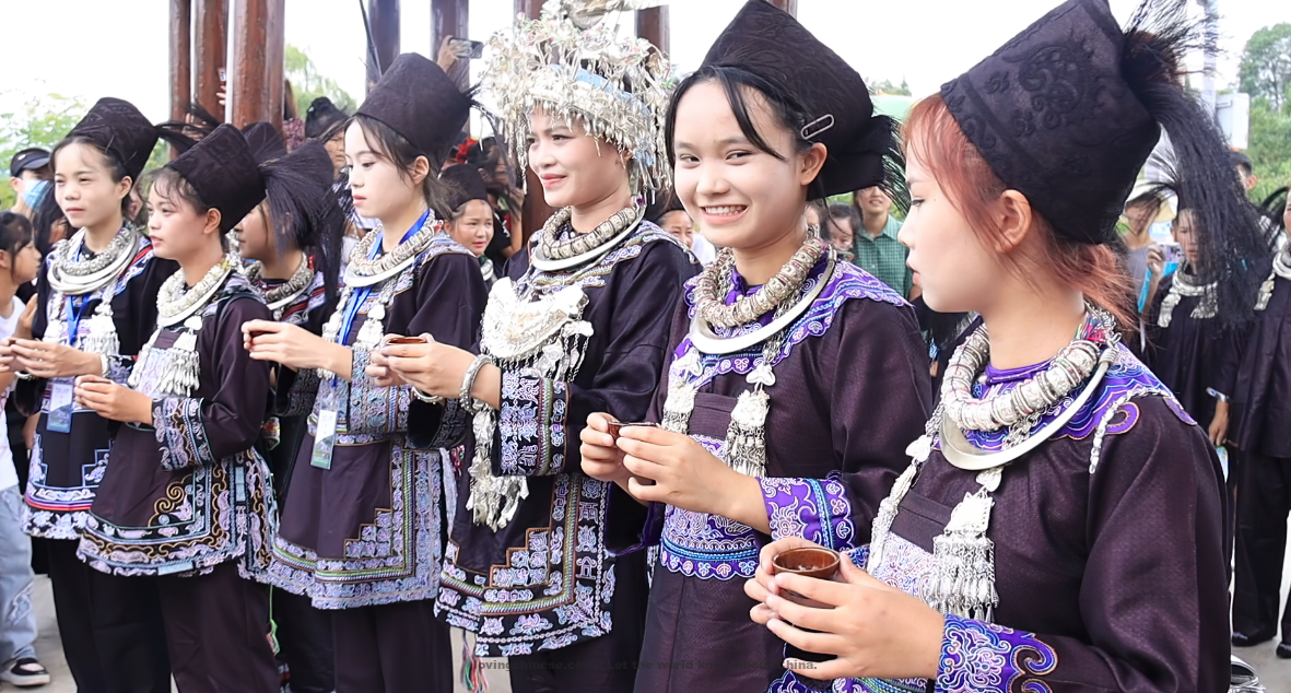 Chinese Nation - Shui nationality
