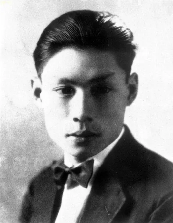 Xia Yan's Essay: No Title - 夏衍《无题》