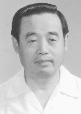 Zhe Zhong's Essay: Crossing the Gobi Desert - modern chinese literature 哲中《过戈壁》