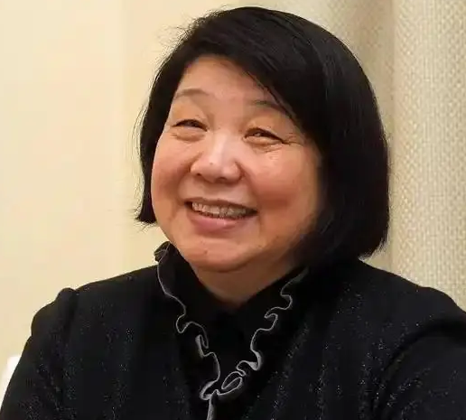 Bi Shumin: My Three-leafed Clover of Lying ~毕淑敏《谎言三叶草》 with English Translations