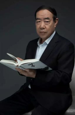 An Ugly Stone by Jia Pingwa~《丑石》(贾平凹) with English Translations