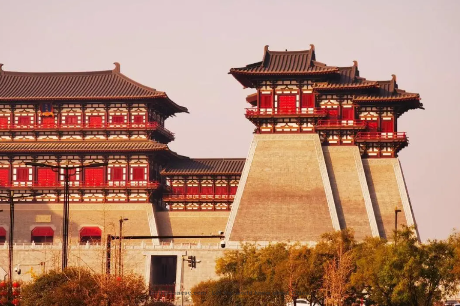Luoyang from the Eastern Han to Northern Wei